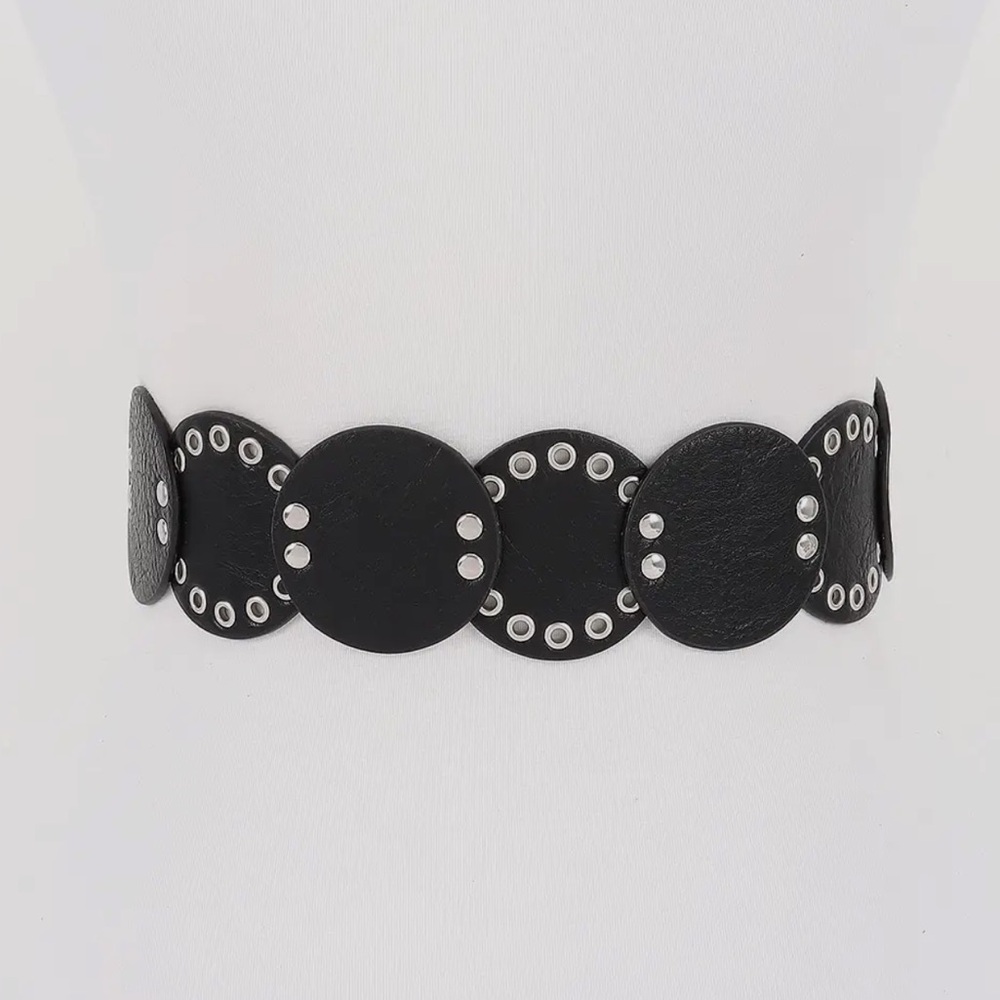 ShopEvelynne Black and Silver Floral Accent Belt - Picture 4 of 7